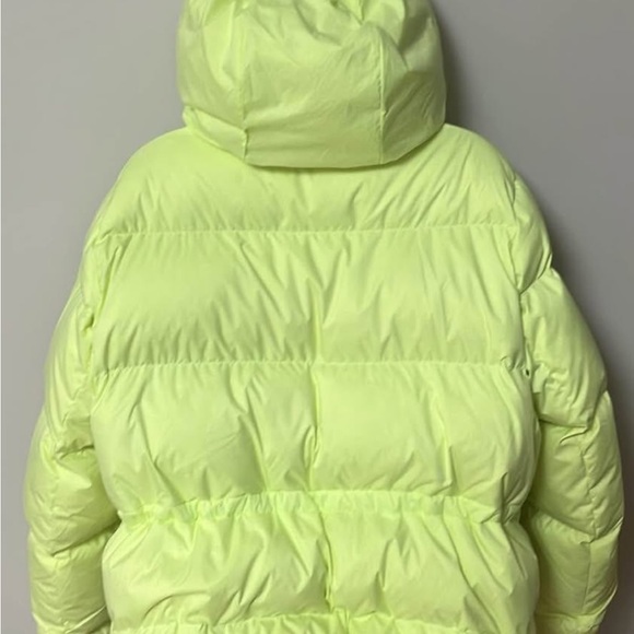 Lululemon winter jacket - Picture 4 of 5